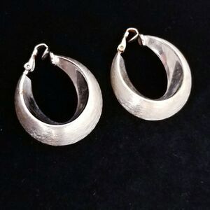Vintage Napier silver hoop clip on earrings